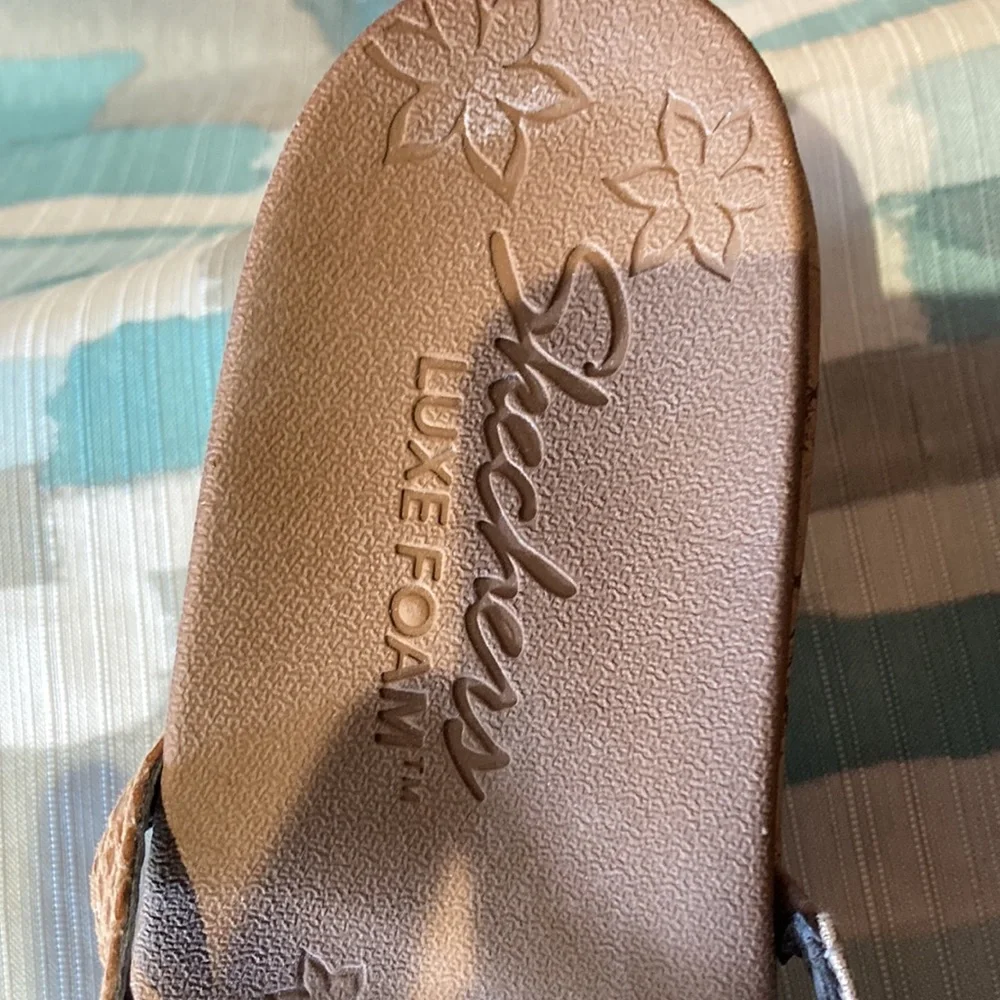 Sketchers - Picture 3 of 5